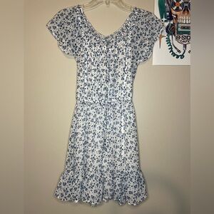 SIENNA SKY Floral Dress Size SMALL